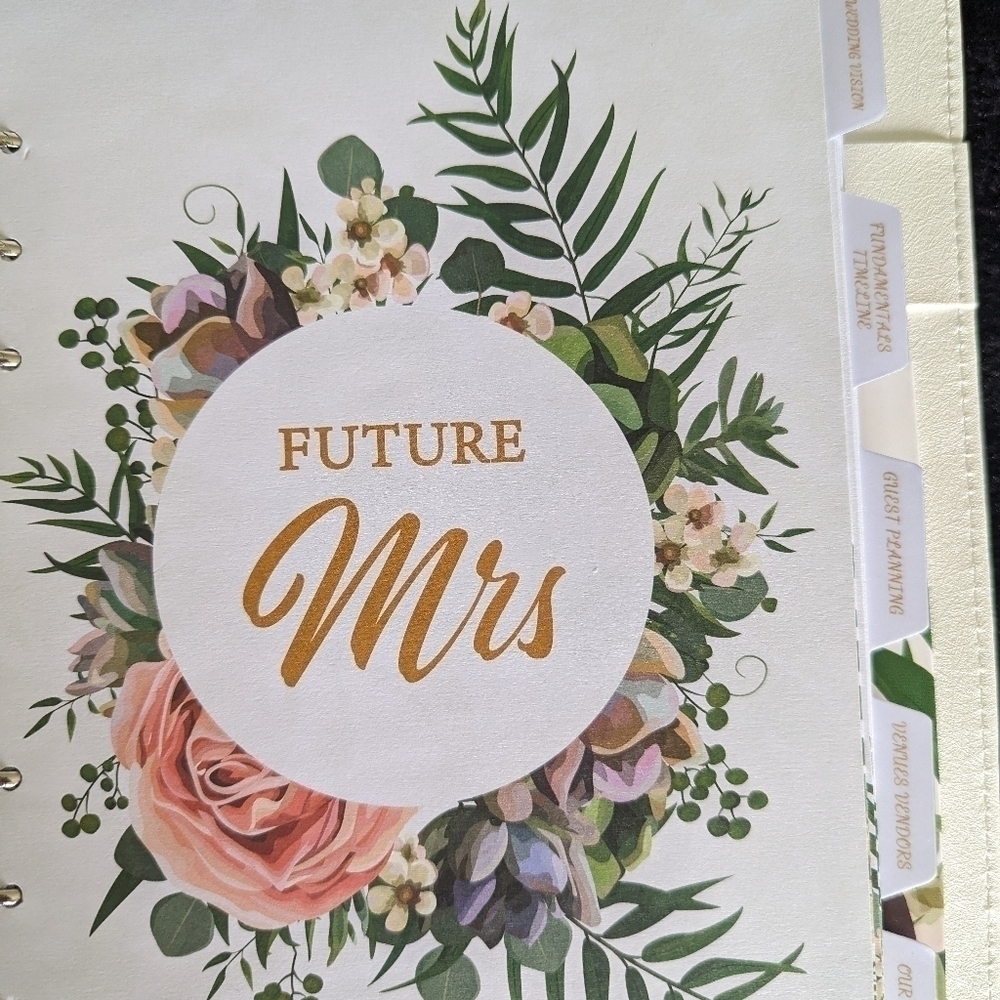 Wedding Planning Notebook - Picture 6 of 12